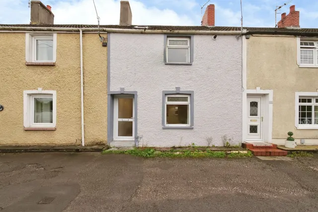 New Road, Bridgend, CF33, photo 1