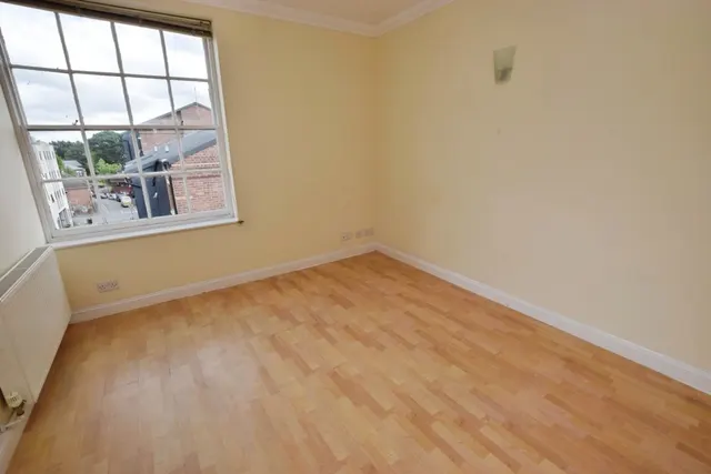 King Street, EX1, photo 2