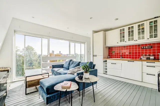 South Villas, London, NW1, photo 2