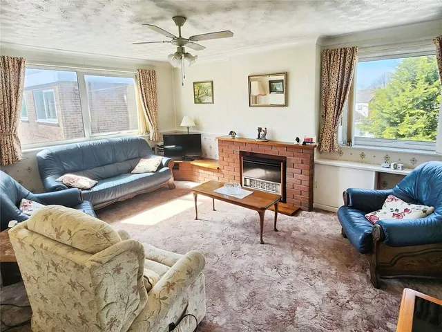 Photo 2 — Leicester Road, Nuneaton, Warwickshire, CV11