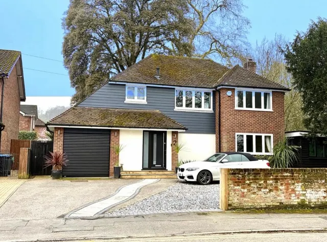Little Green Lane, Surrey Chertsey, KT16, photo 1