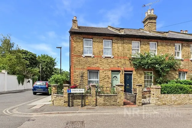 Evelyn Road, Richmond, TW10, photo 1