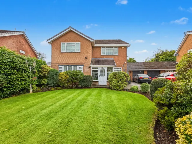 Fairhaven Avenue, Whitefield, M45, photo 1