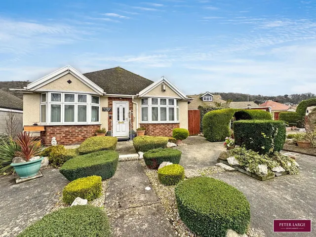 Meliden Road, Meliden, Denbighshire, LL19 8LY, photo 1