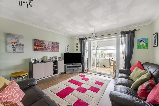 Antony Close, Seaford, photo 2