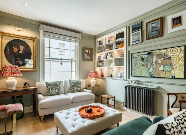 Photo 3 — Farm Place, Kensington, W8