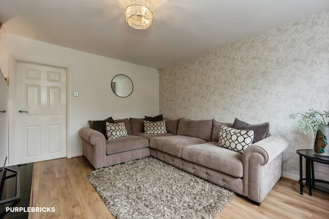 Nightingale Drive, Audenshaw, M34, photo 2