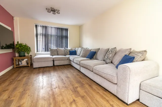 Photo 3 — Anthony Drive, Thurnby, Leicester, Leicester, LE7 9RA