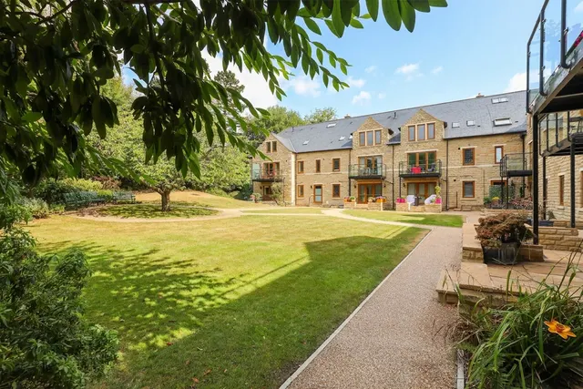 Millhouses Lane, Sheffield, S11, photo 3