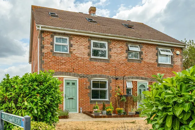 Spring Gardens, Theale, RG7, photo 3