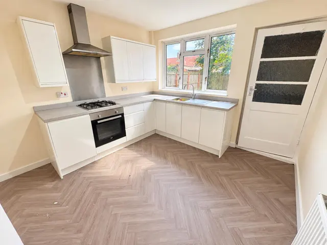 Swinside Drive, Carrville, DH1, photo 3