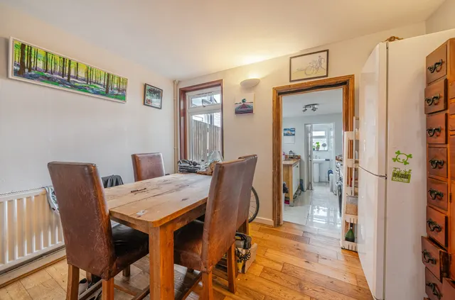 Vicarage Road, Alton, GU34, photo 3