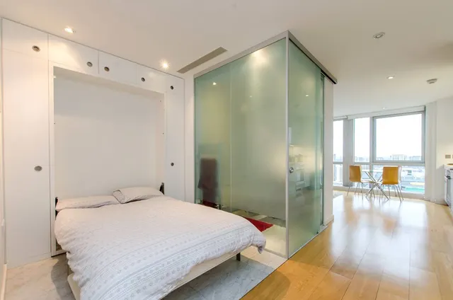 Fairmont Avenue, London, E14, photo 3