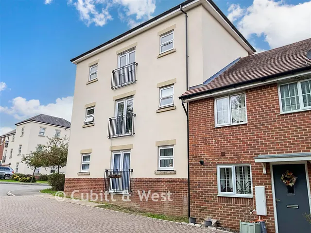 Roman Lane, Southwater, RH13, photo 1