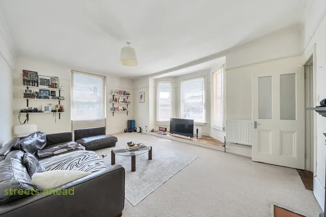 Penge Road, London, SE20, photo 2