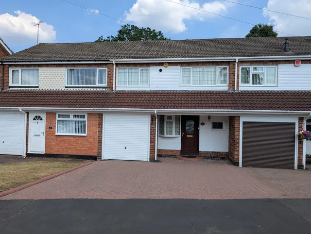 Chesterfield Close, Northfield, B31 3TR, photo 1