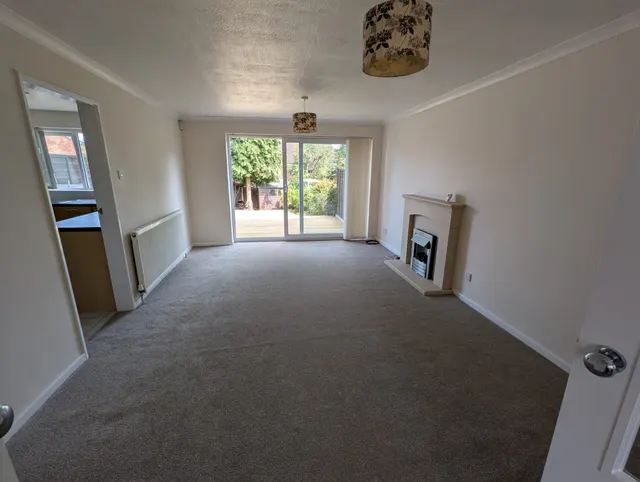 Photo 2 — Chesterfield Close, Northfield, B31 3TR