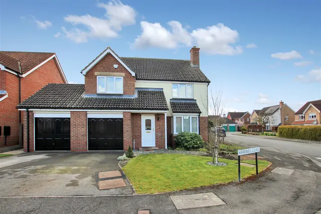 Harebell Close, Northallerton, DL7 8FE, photo 1