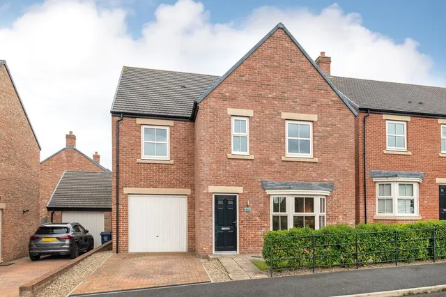 Beech Crescent, Newcastle upon Tyne, NE15, photo 1