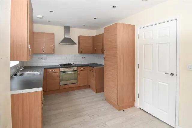 Photo 2 — Blakeney Drive, Bromsgrove, B61 8BG
