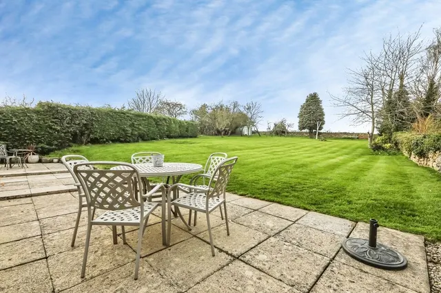 Burrs Farm Court, Gildingwells, S81, photo 3