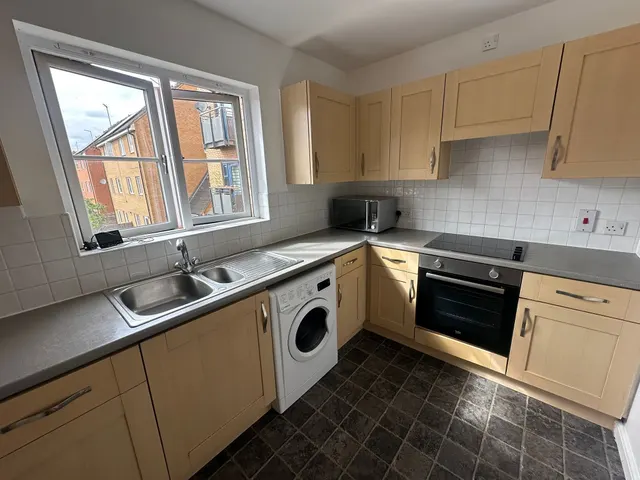 West cotton close, Northampton, photo 1