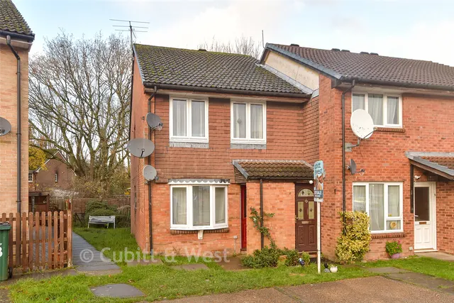 Birkdale Drive, Ifield, RH11, photo 1
