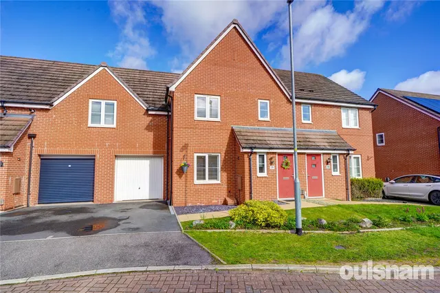 Hurricane Avenue, Cofton Hackett, Birmingham, Worcestershire, B45 8GX, photo 1