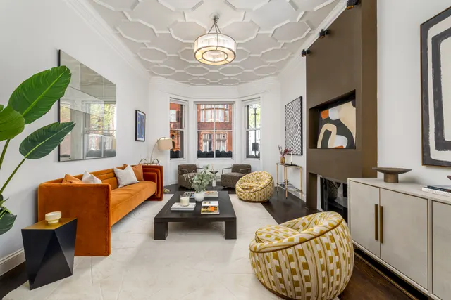 Photo 3 — Draycott Place, Chelsea, London