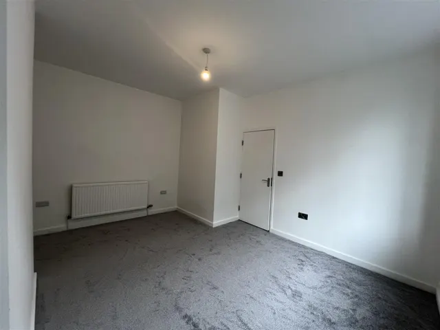 Parkwood Street, Keighley, BD21, photo 3