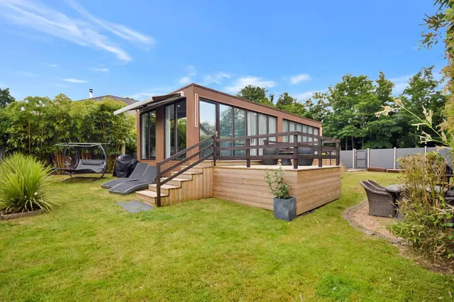 house, Wey Meadows, Weybridge, KT13