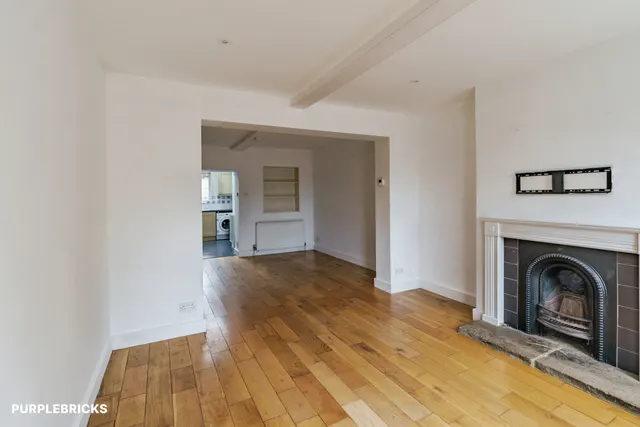 Common Road, Redhill, RH1, photo 3