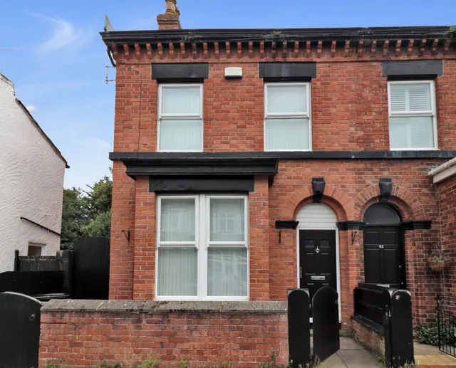 Bromborough Road, Bebington, CH63, photo 1