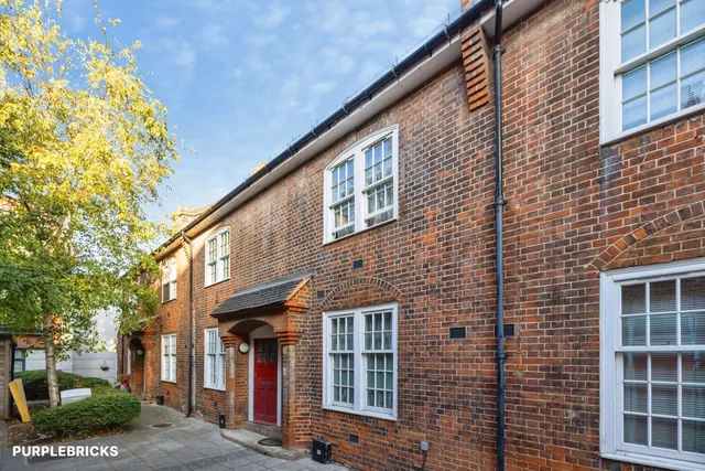 Bartlett Mews, London, E14, photo 2