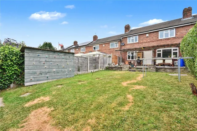 Poole Square, Leeds, LS15, photo 1
