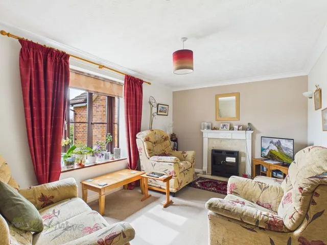 Armstrong Road, Norwich, NR7, photo 3