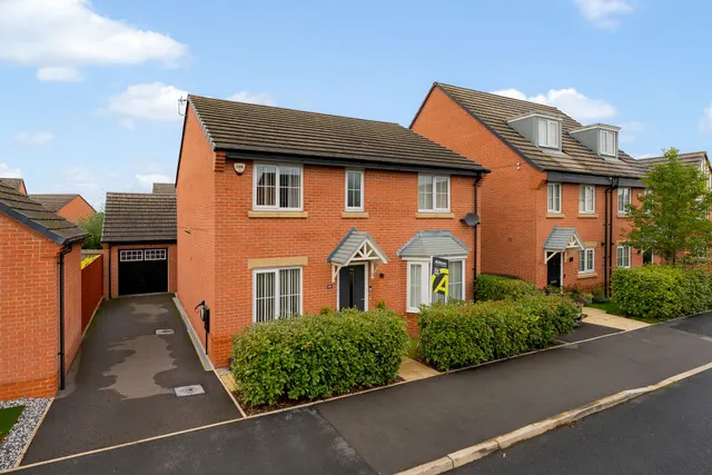 Northumberland Road, Widnes, WA8, photo 1