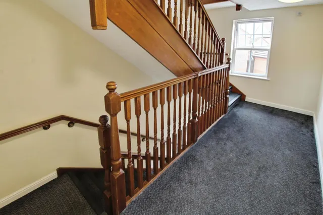 East Water Crescent, Hampton Vale, PE7, photo 2