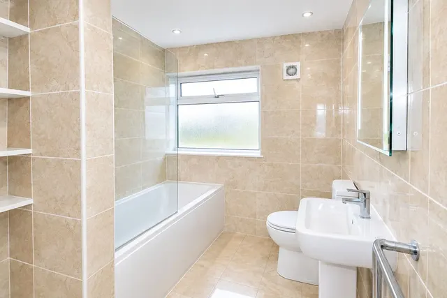 Photo 2 — Poynings Crescent, Black Dam, Basingstoke, RG21