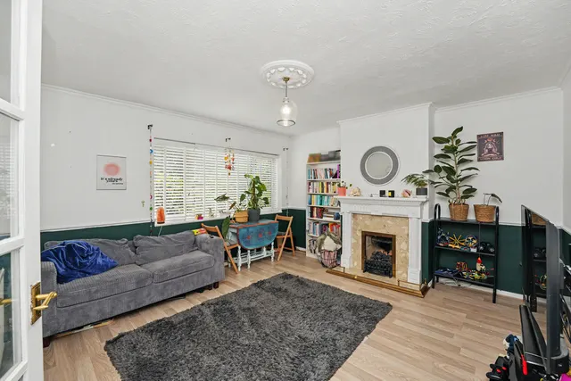 Bowles Green, Enfield, EN1, photo 3