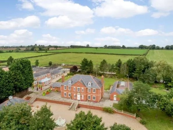 Highfields Manor Rempstone Road, Belton, LE12, photo 1