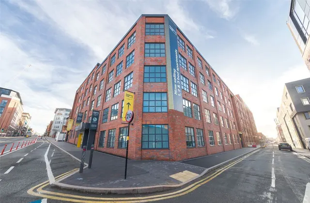 Lombard Street, Digbeth, photo 1