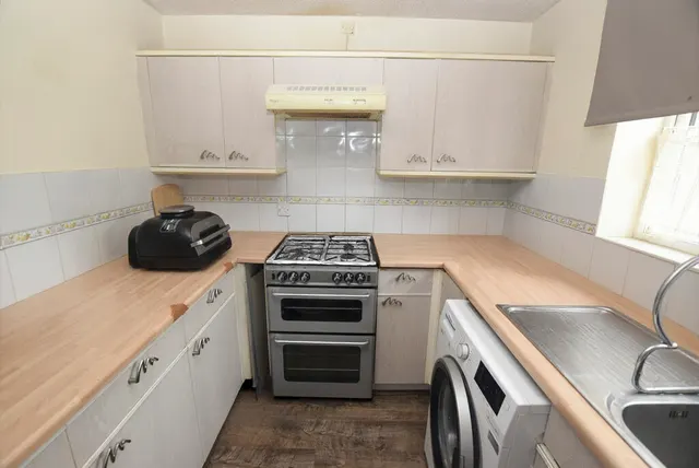 Ivy House Paddocks, Ketley, TF1, photo 3