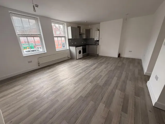 High Street, Lincoln, LN5, photo 1