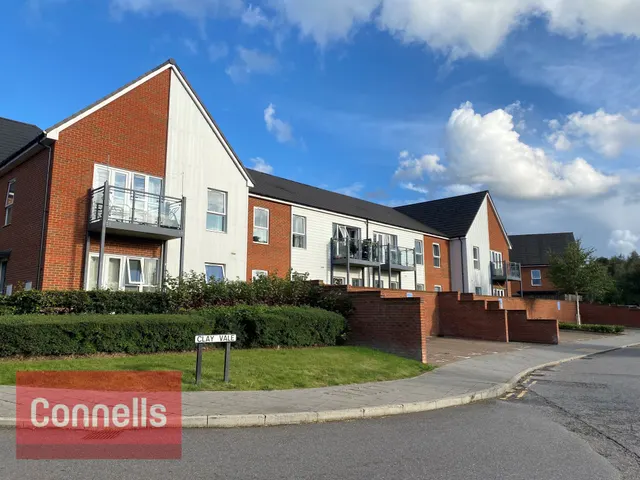 Pondtail Avenue, photo 1