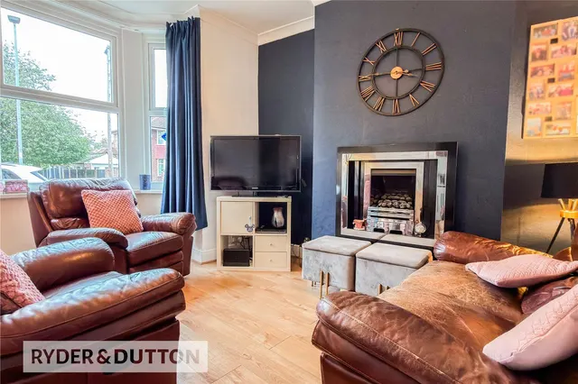 Nuthurst Road, New Moston, M40, photo 3