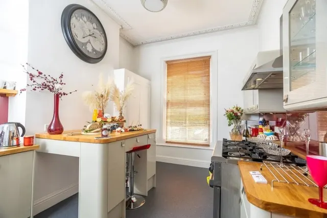 Newbridge Road, Bath, BA1, photo 3