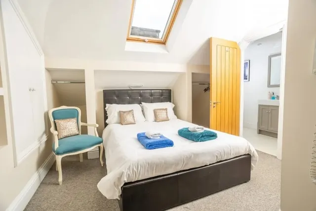 Newbridge Road, Bath, BA1, photo 1