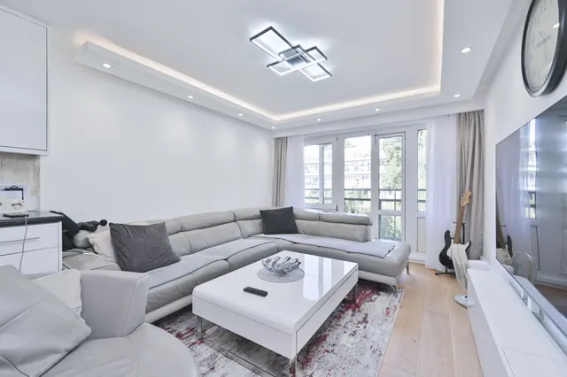 333 Grafton Road, London, photo 1