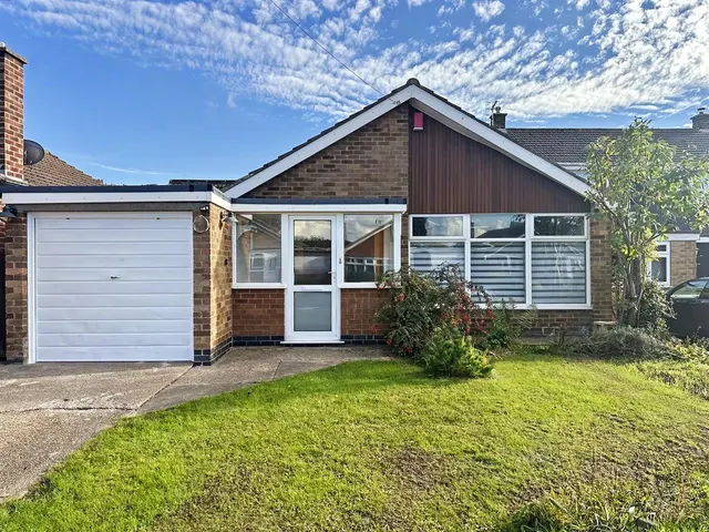 Rufford Avenue, Nottingham, NG9, photo 2